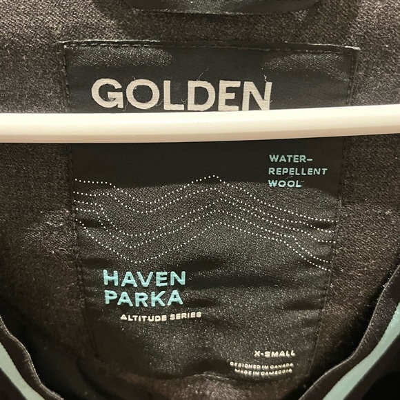 TNA Haven parka xsmall, zipper and magnectic closures, good for temp to -30 - Picture 3 of 6